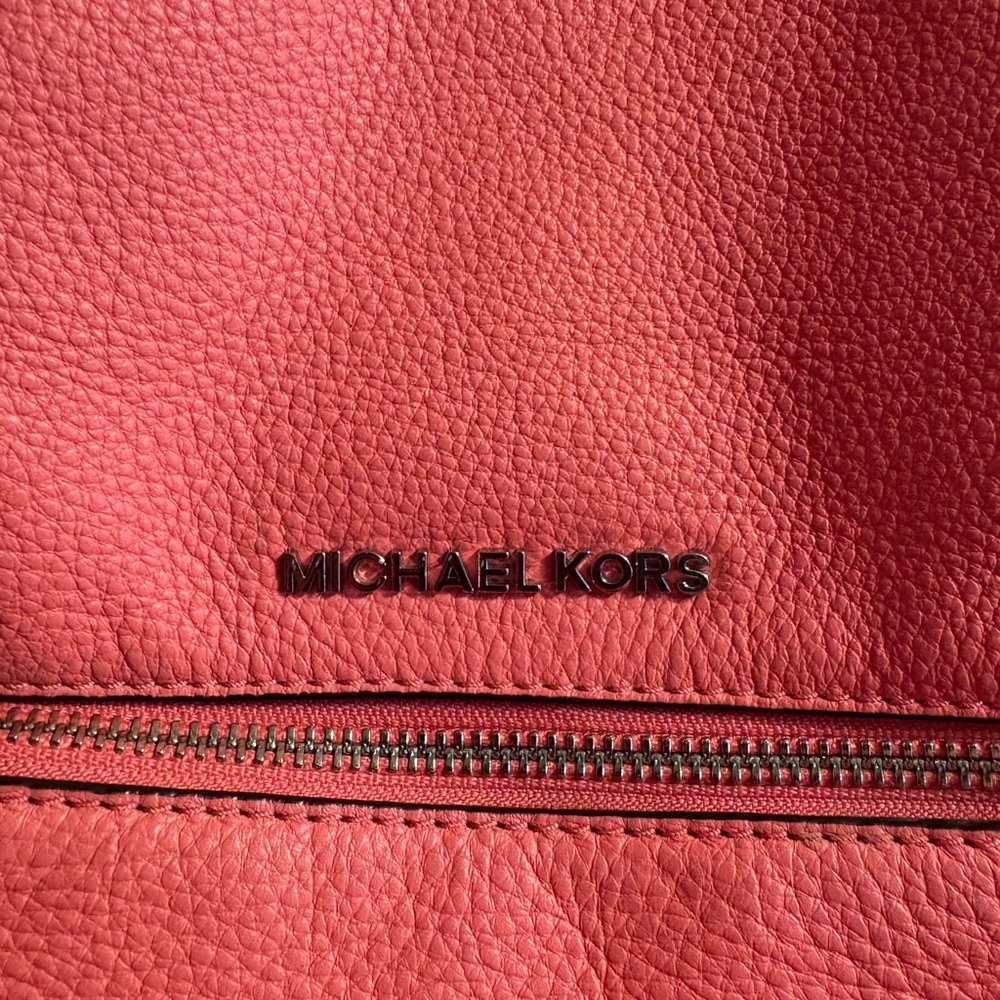 Michael Kors Pink coral Leather purse medium Backpack - Picture 2 of 10